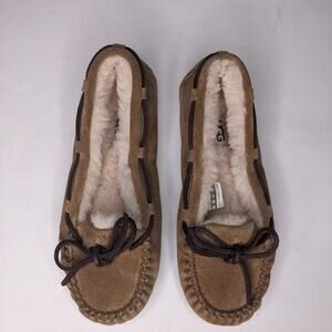 UGG Bella II Plush Lined Moc Slipper in Chestnut size 5